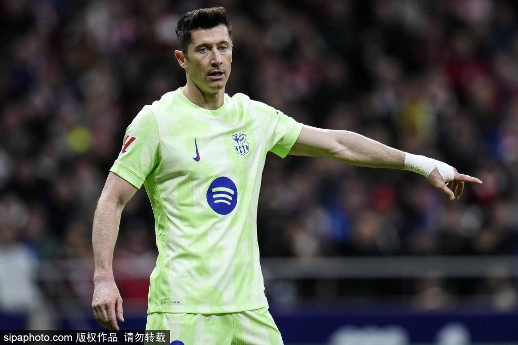 拜仁欧冠主场不败传奇：37场不败背后的战术与精神